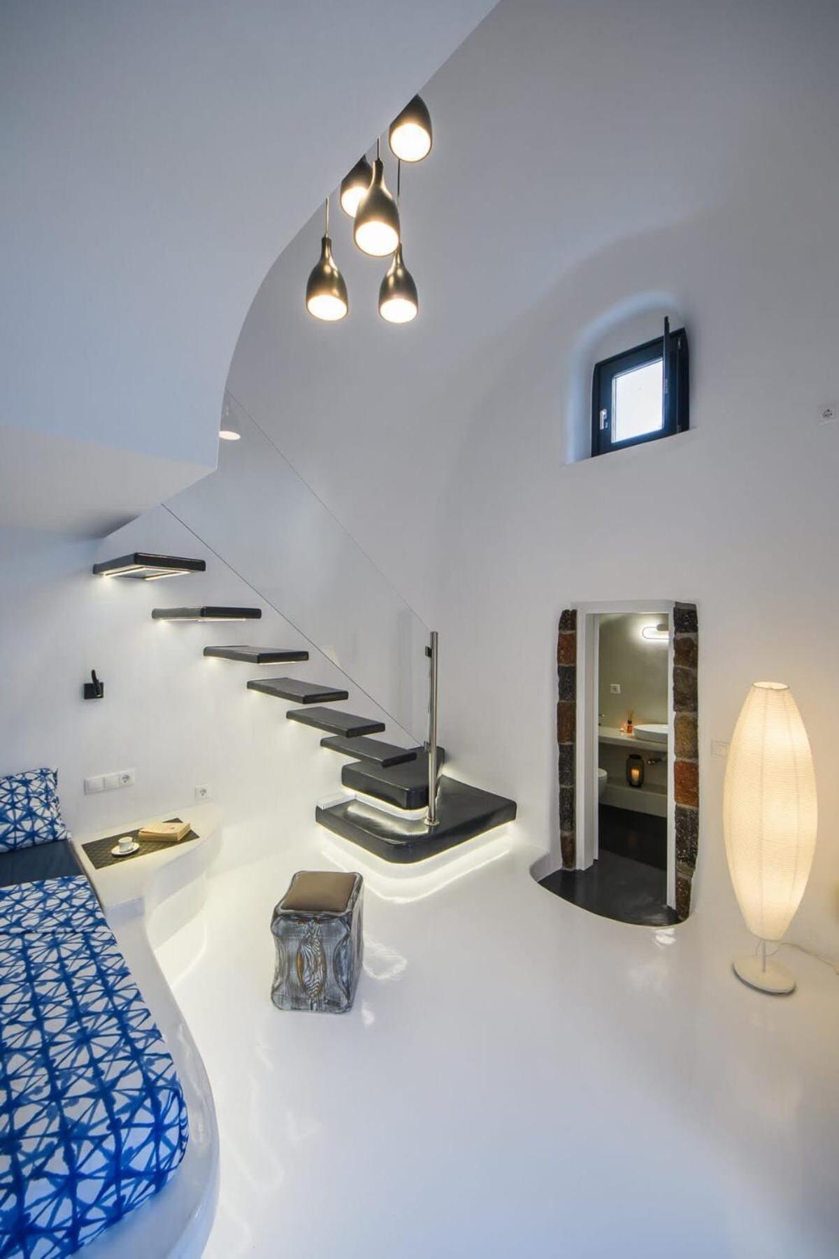 Santorini Traditional Apt With Private Hot Tub Lägenhet Fira  Exteriör bild